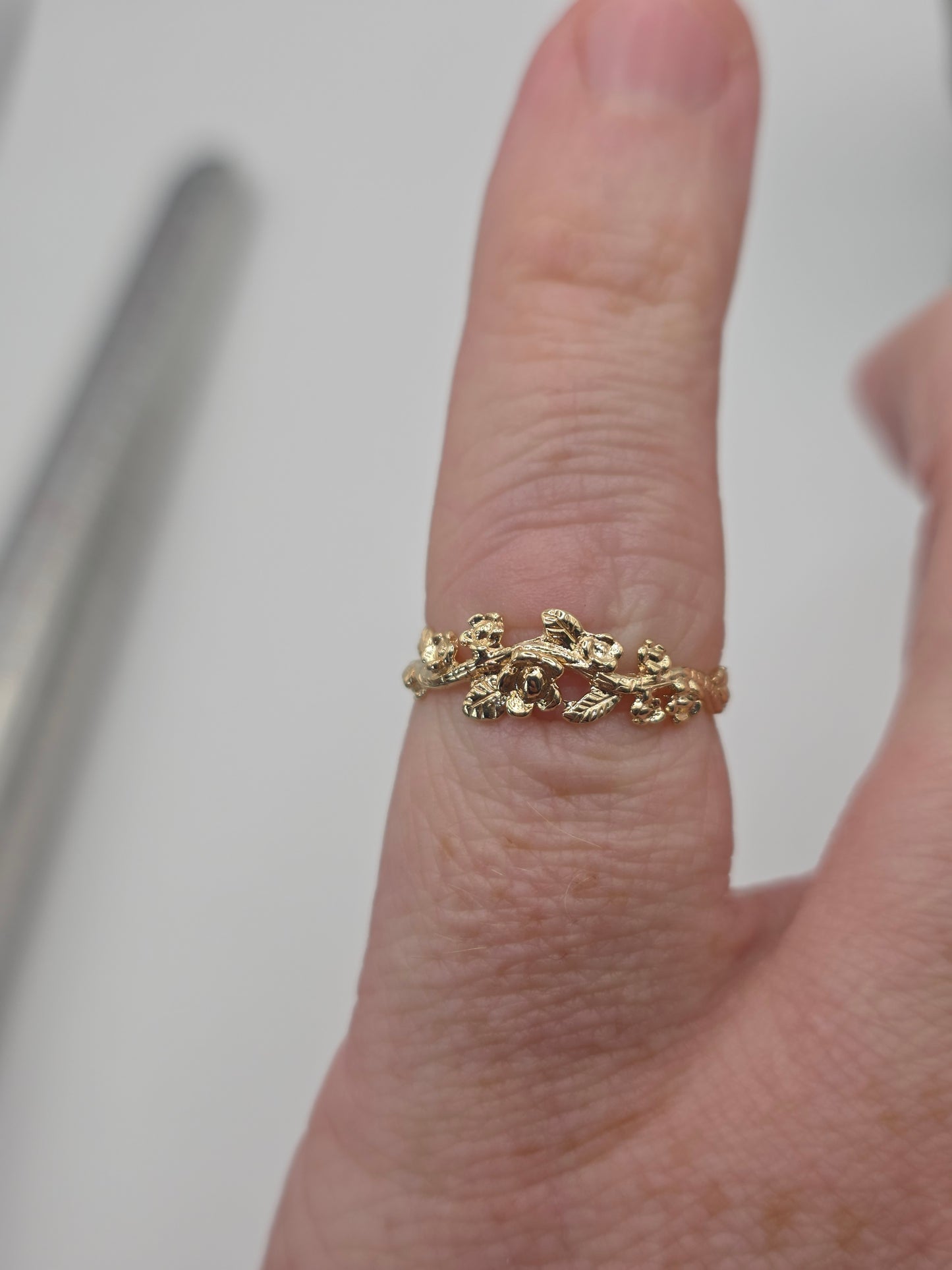 9ct gold forget me not ring