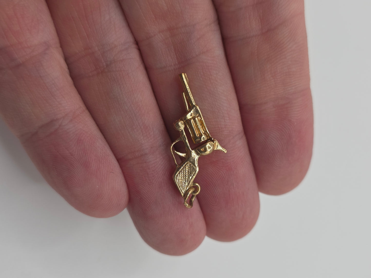 9ct gold pistol charm
