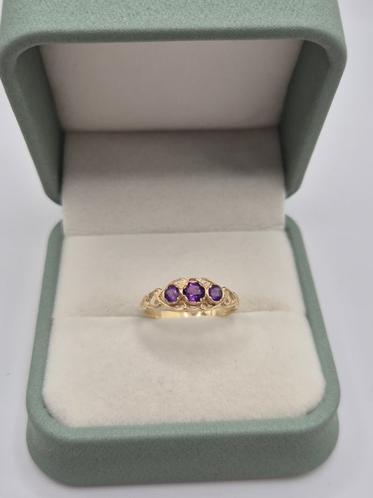 9ct gold amethyst ring