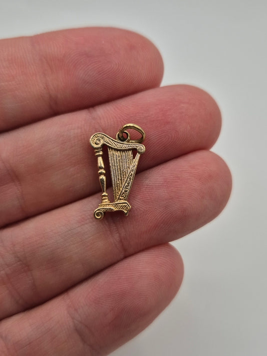 9ct gold harp charm