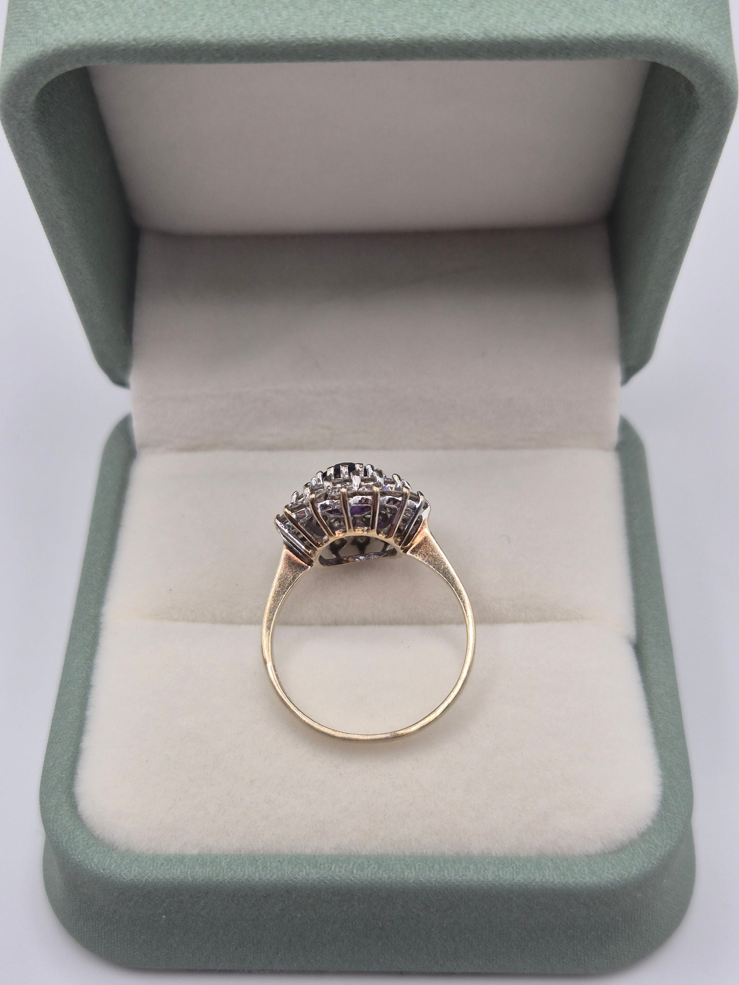 9ct gold amethyst and cz ring