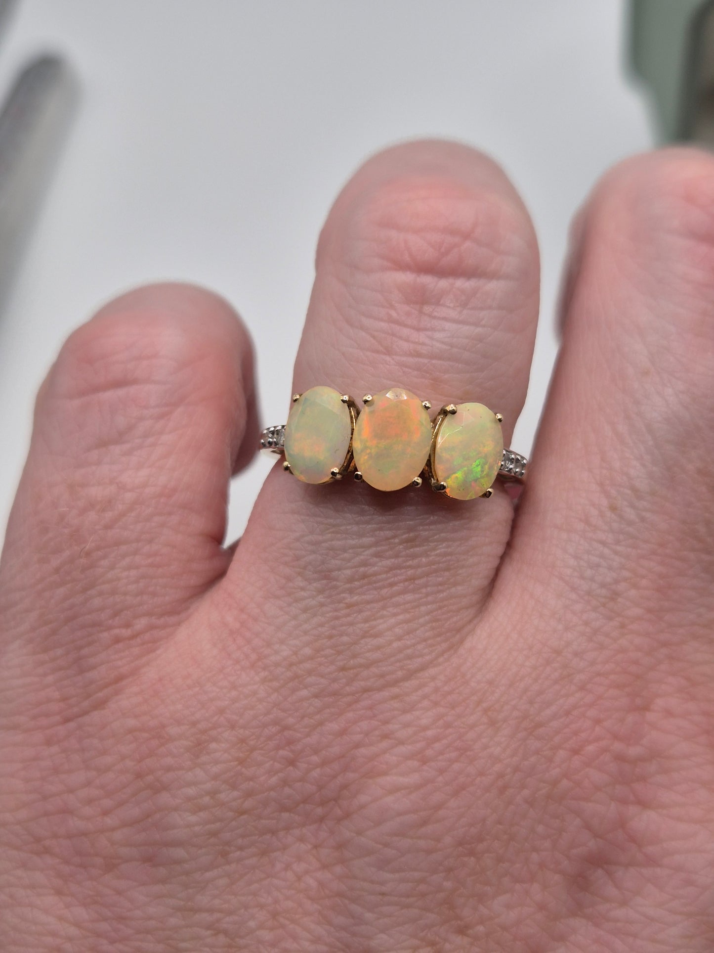 9ct gold 2.1 carat opal and diamond ring