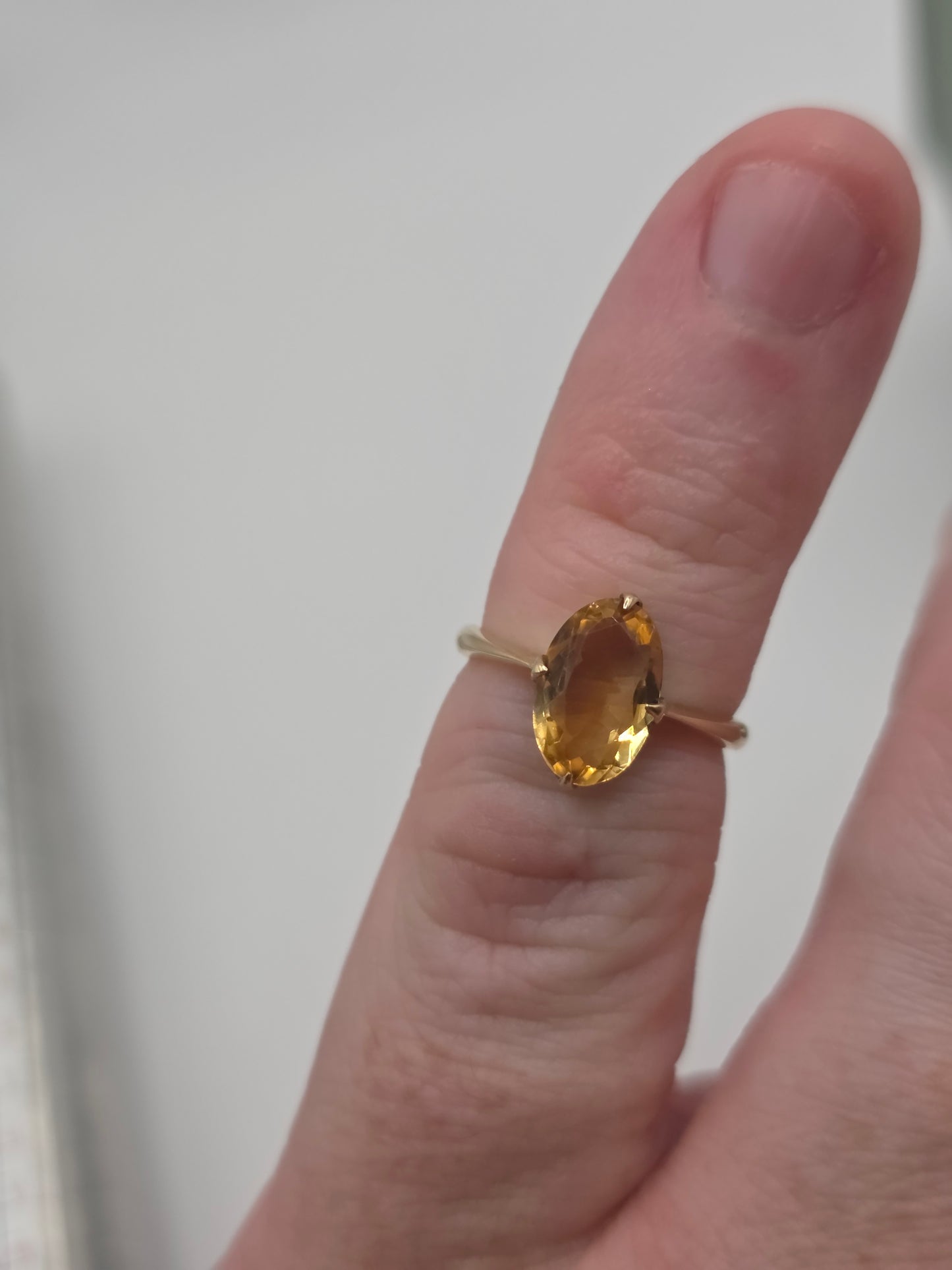 9ct gold citrine ring