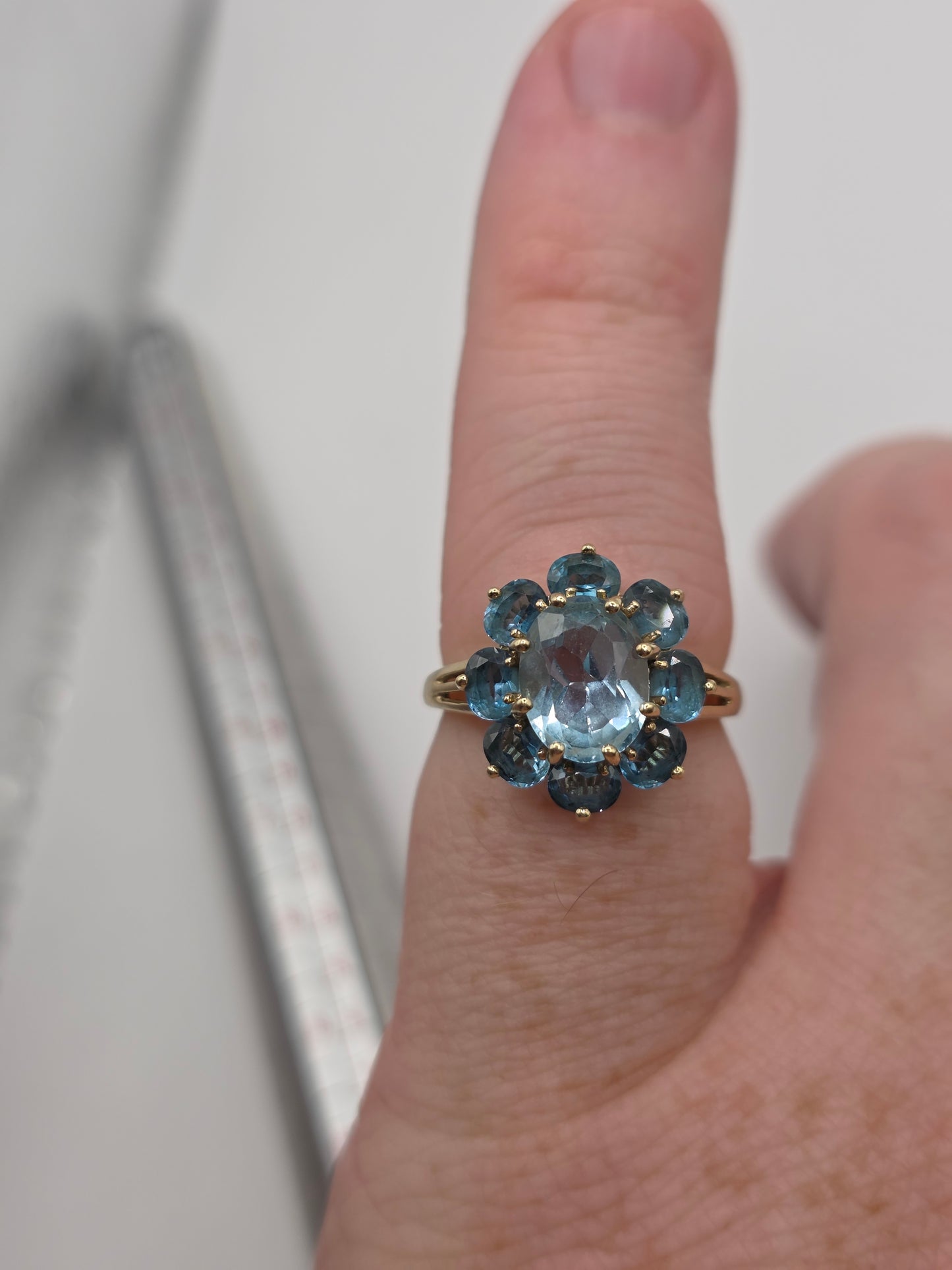 9ct gold aquamarine and topaz ring