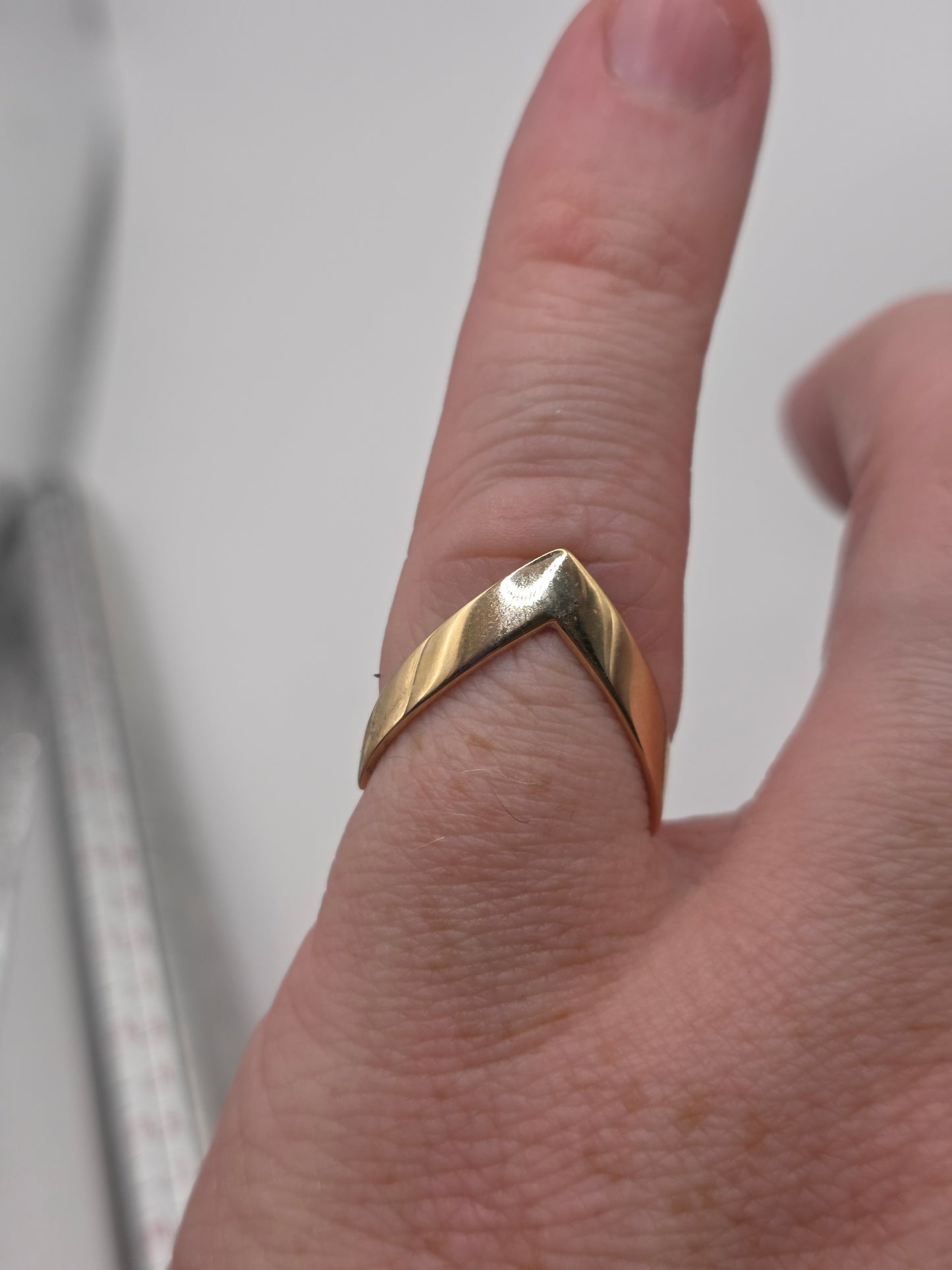 9ct gold double wishbone ring