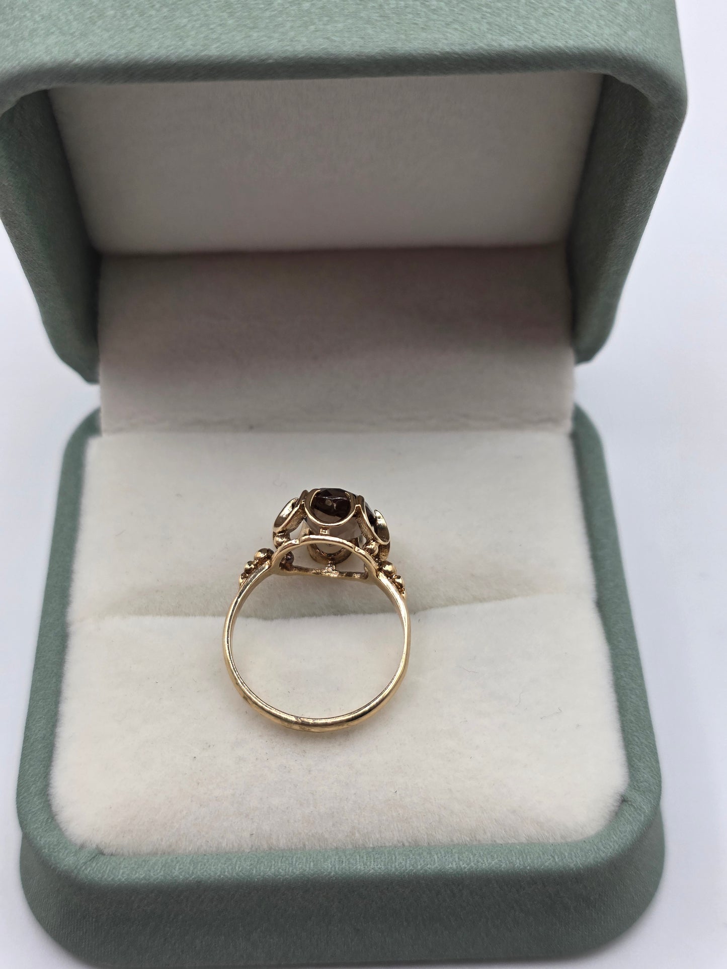9ct gold smokey quartz ring