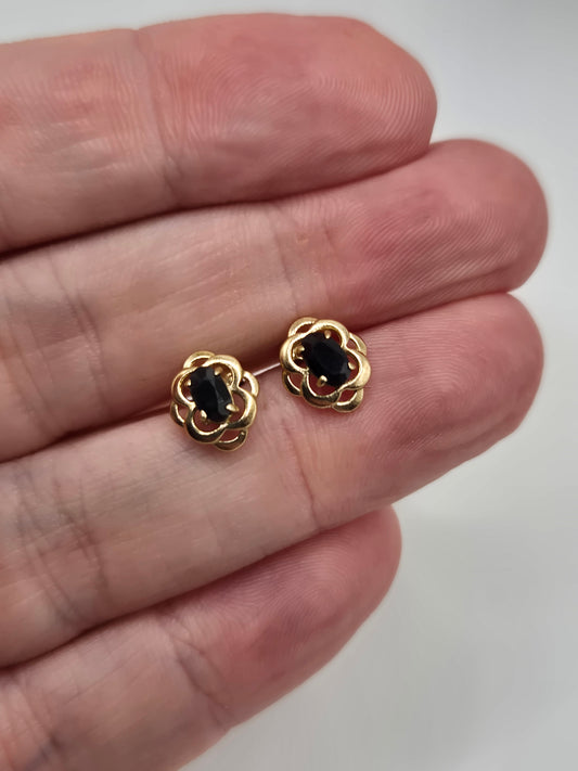 9ct gold sapphire earrings