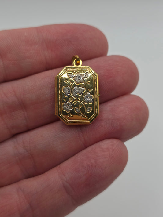 9ct gold floral locket pendant