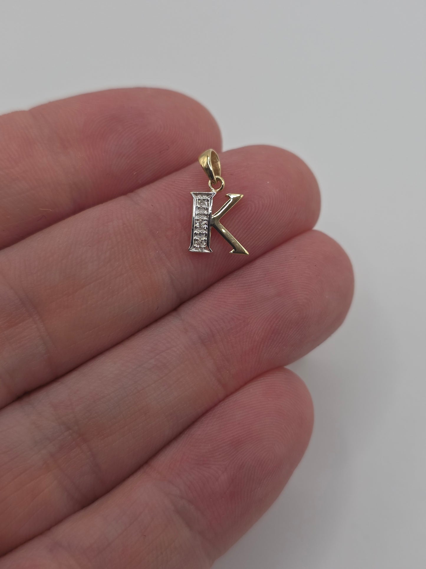9ct gold diamond initial K pendant
