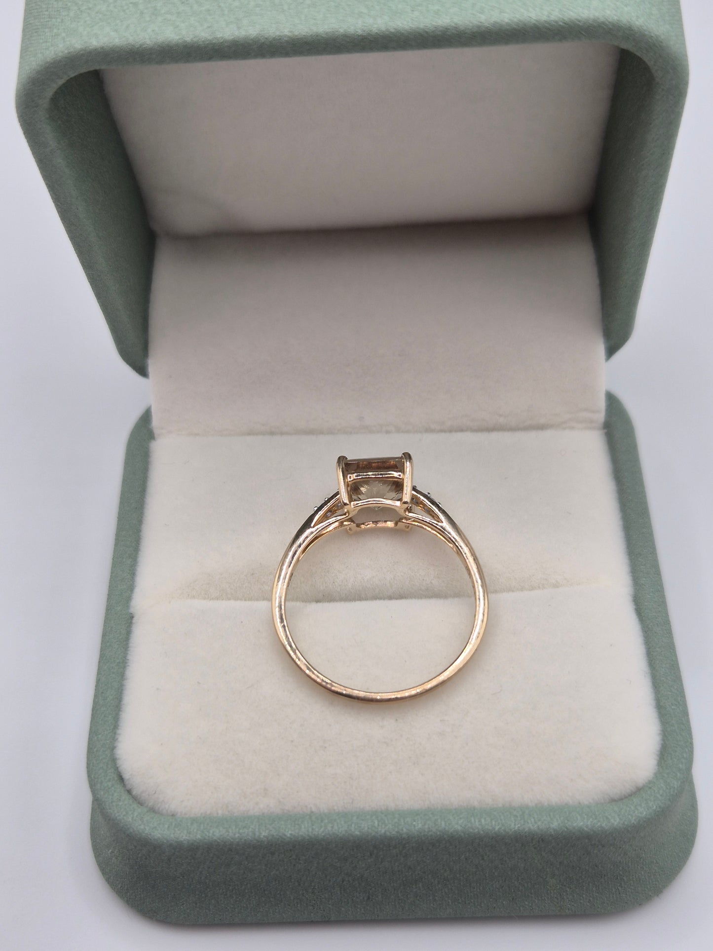 9ct gold green amethyst and zircon ring