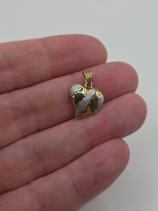 9ct gold puffed heart pendant