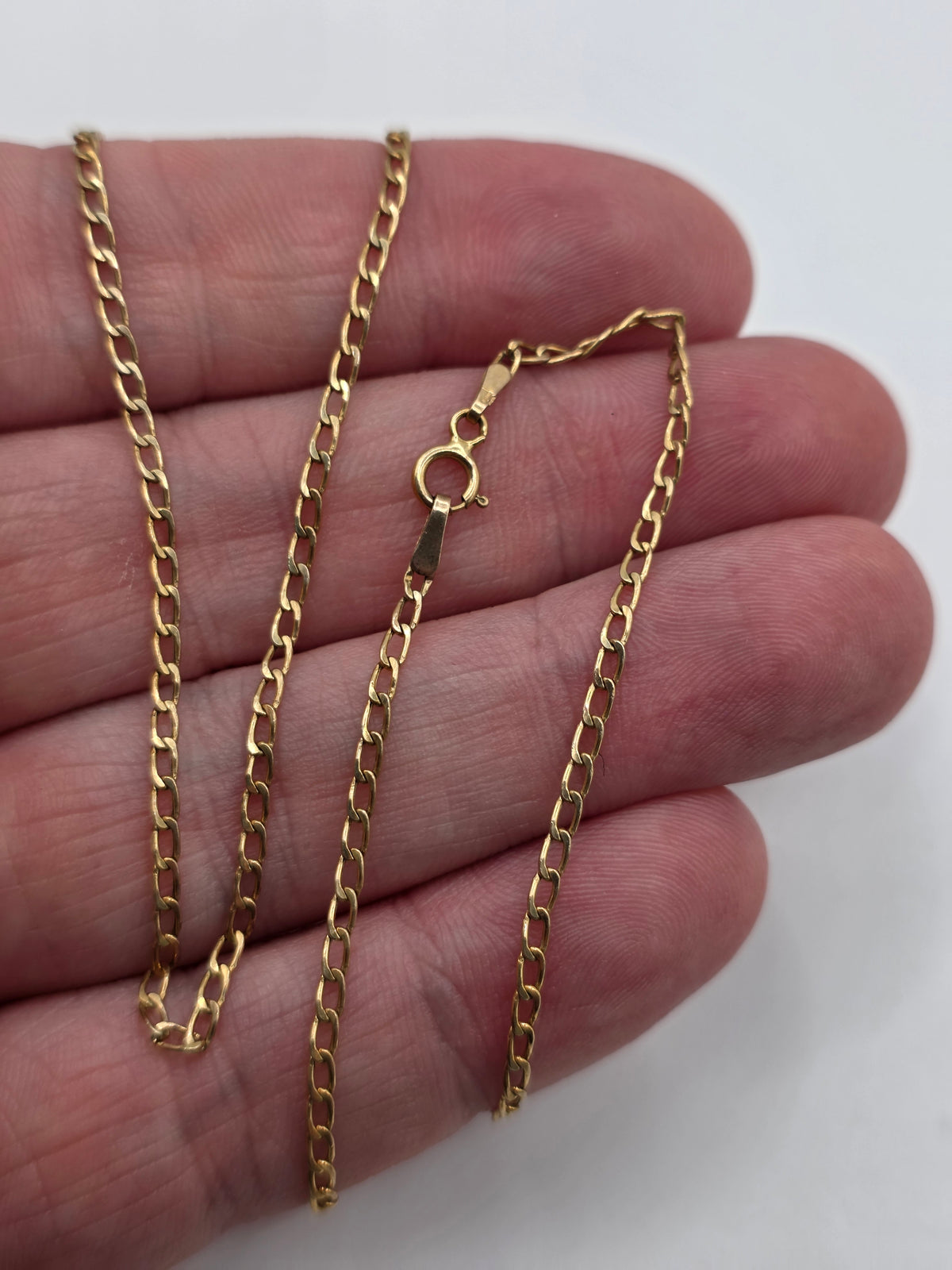 9ct gold chain (126)