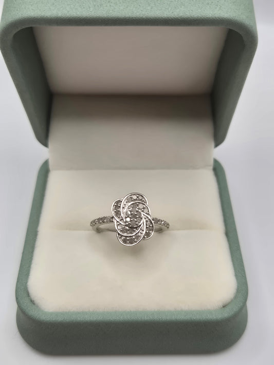 9ct white gold diamond cluster ring