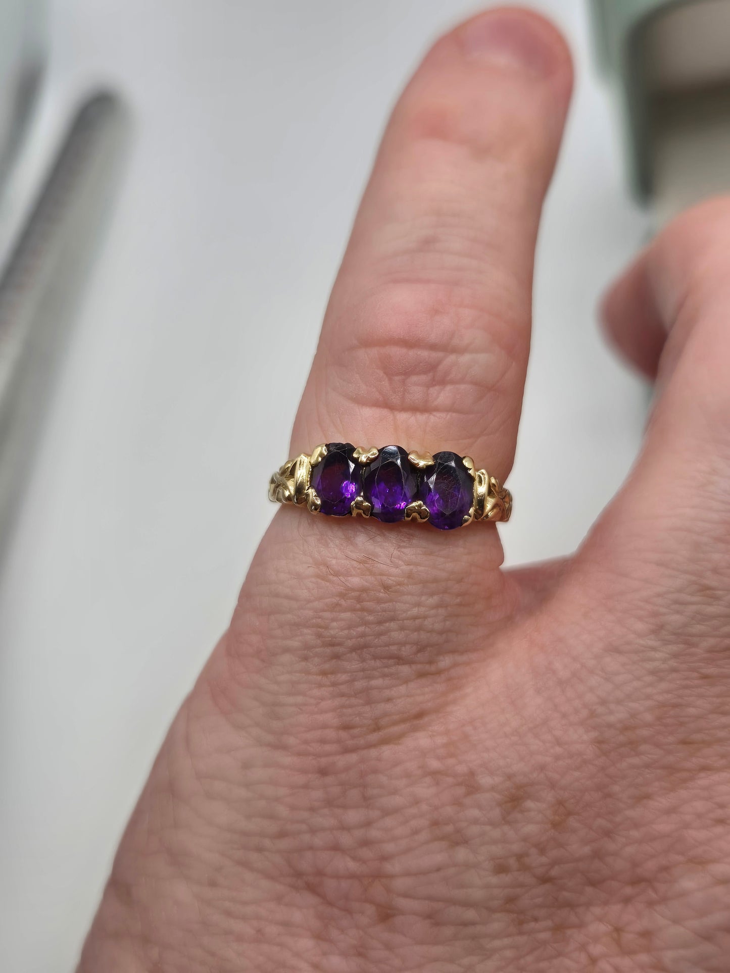 9ct gold amethyst ring