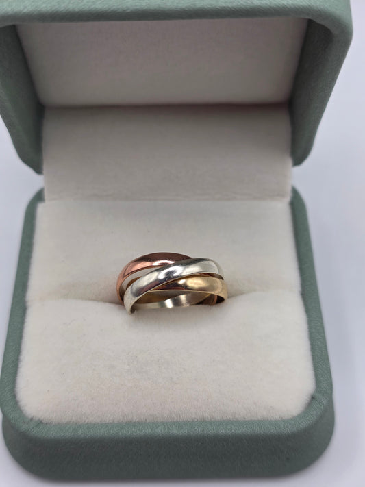 9ct tri gold russian band ring