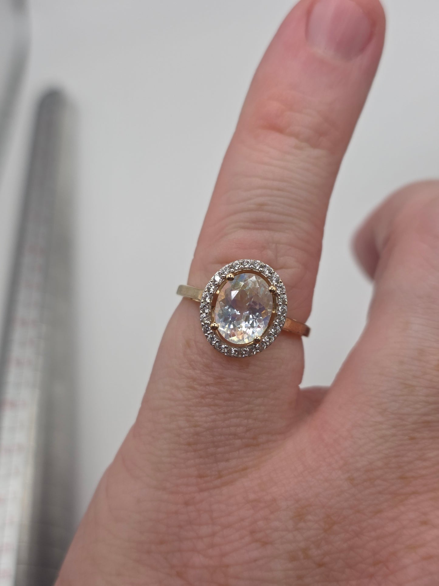 9ct gold topaz and zircon ring