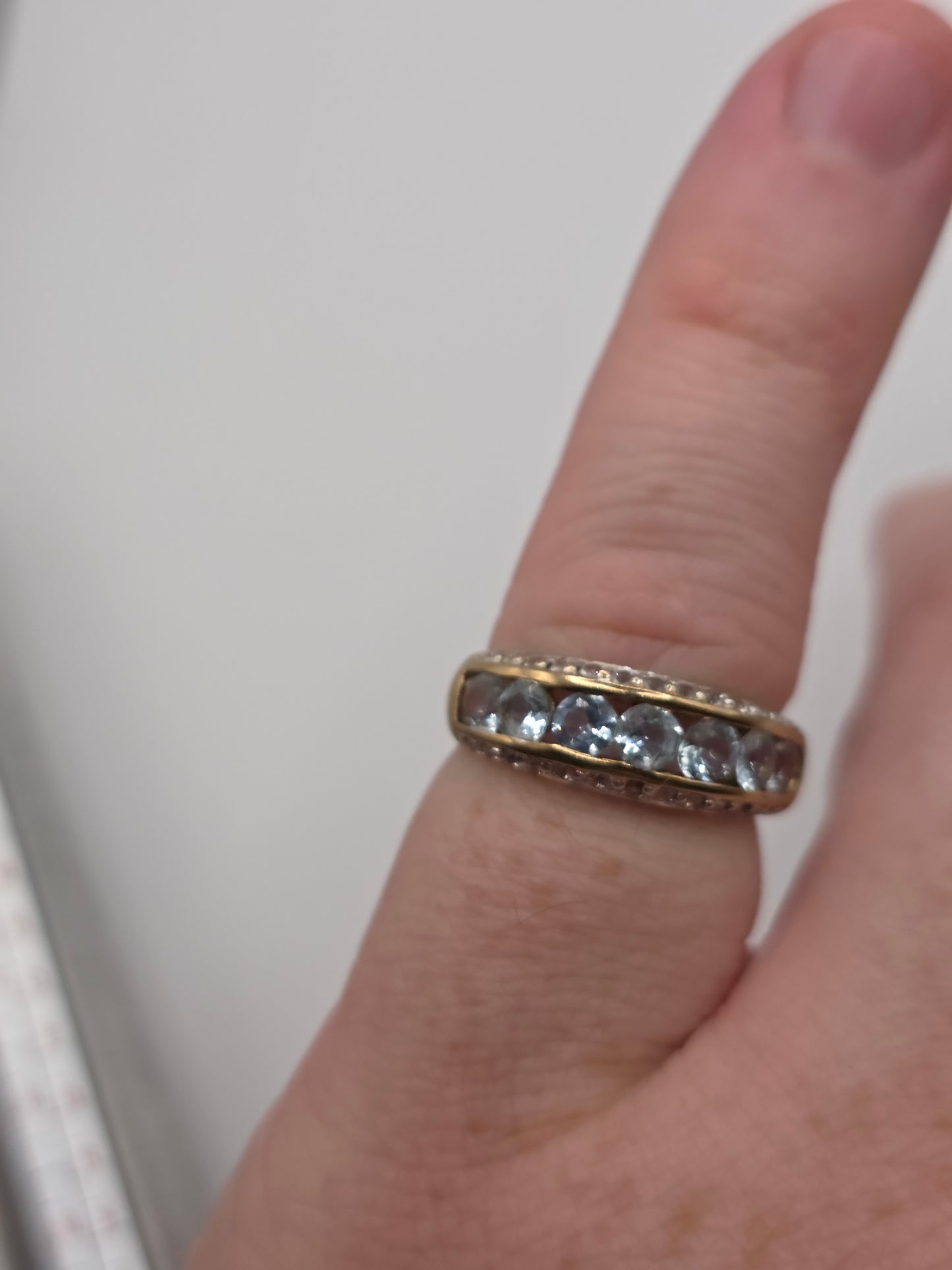 9ct gold aquamarine and diamond ring