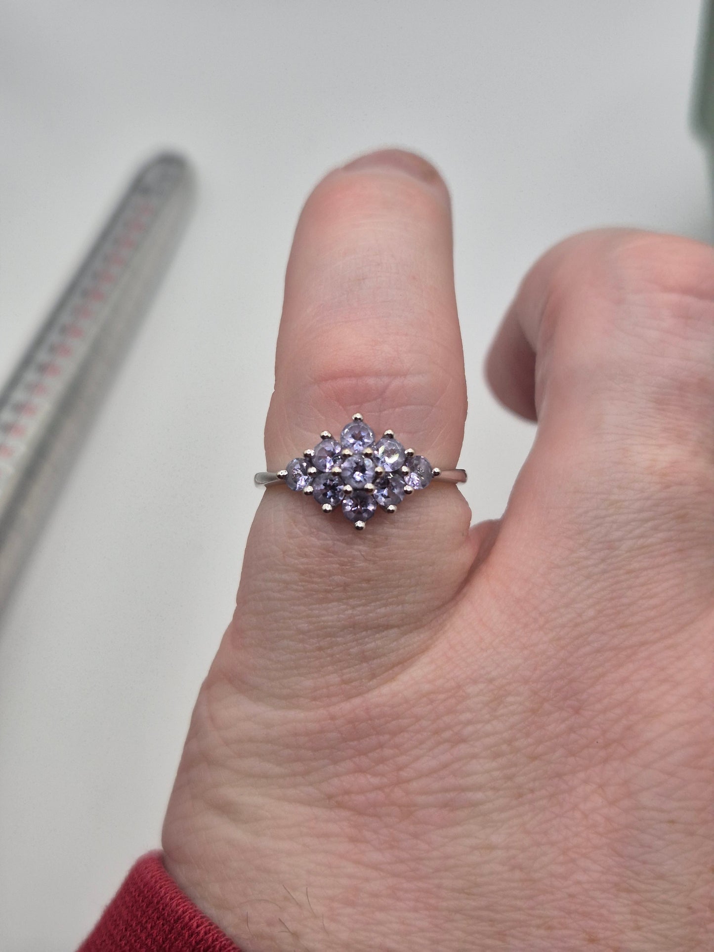 9ct white gold tanzanite ring