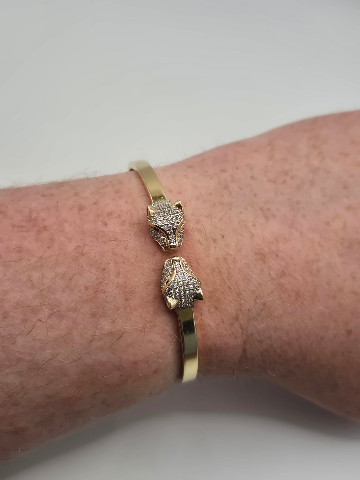 14ct gold panther bangle