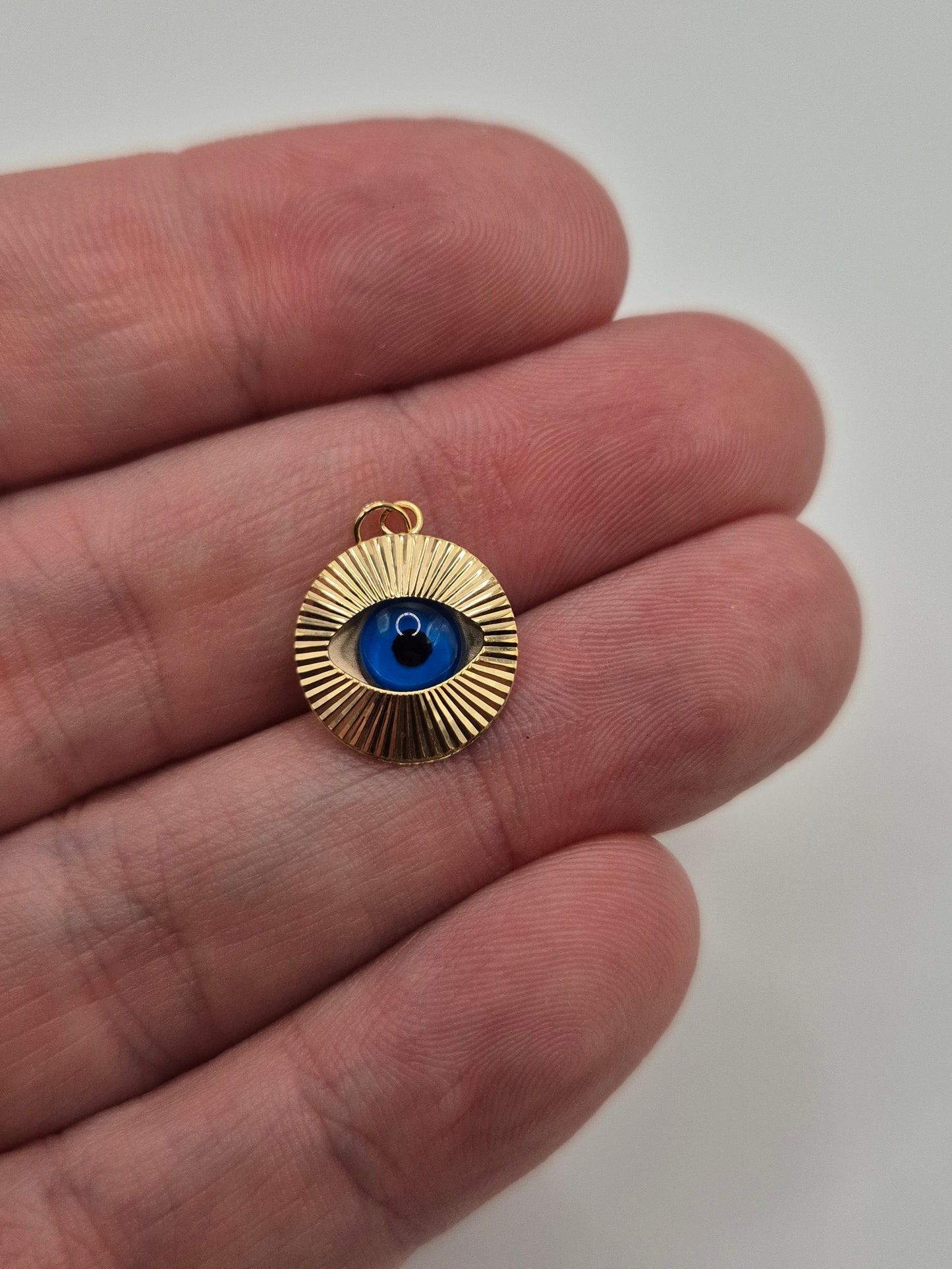 9ct gold evil eye charm