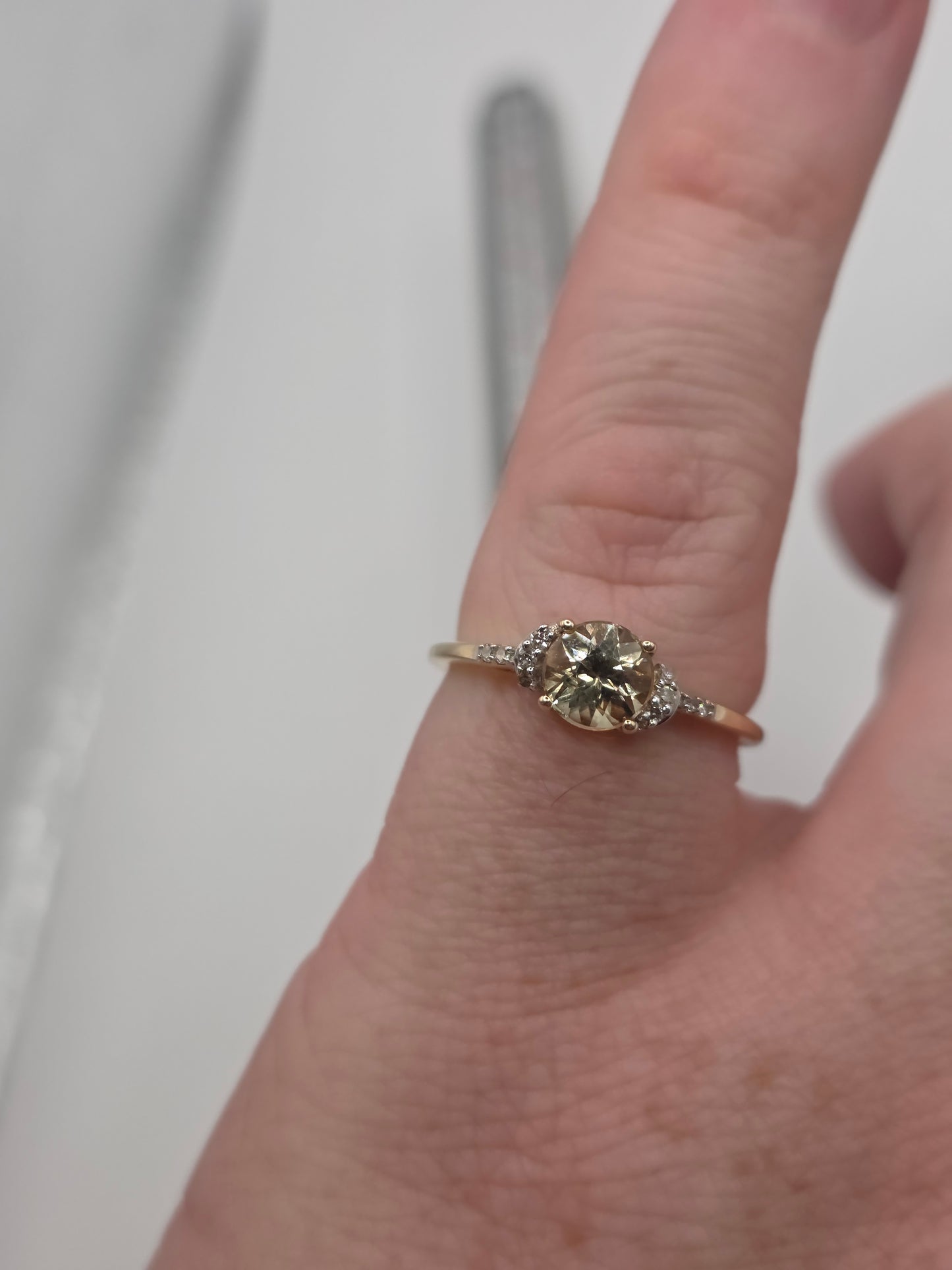 9ct gold citrine and diamond ring