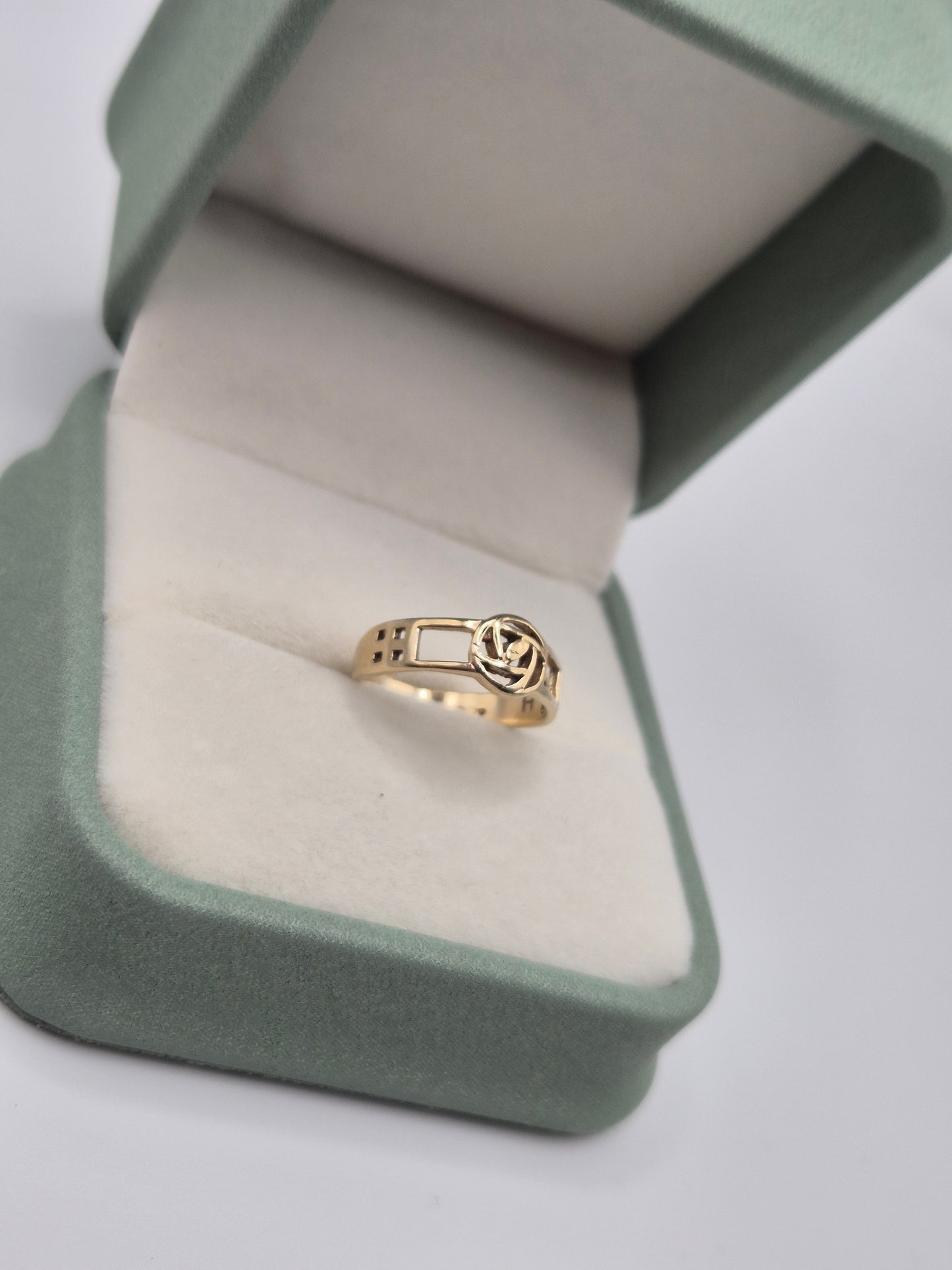 9ct gold rennie mackintosh ring