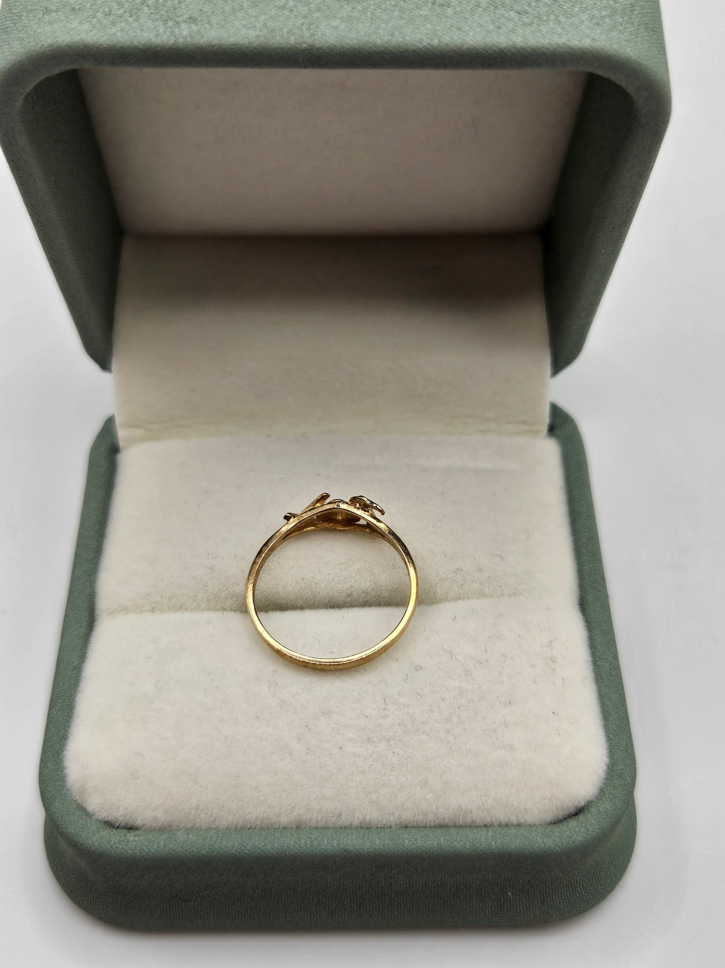 9ct gold hope, faith and charity ring