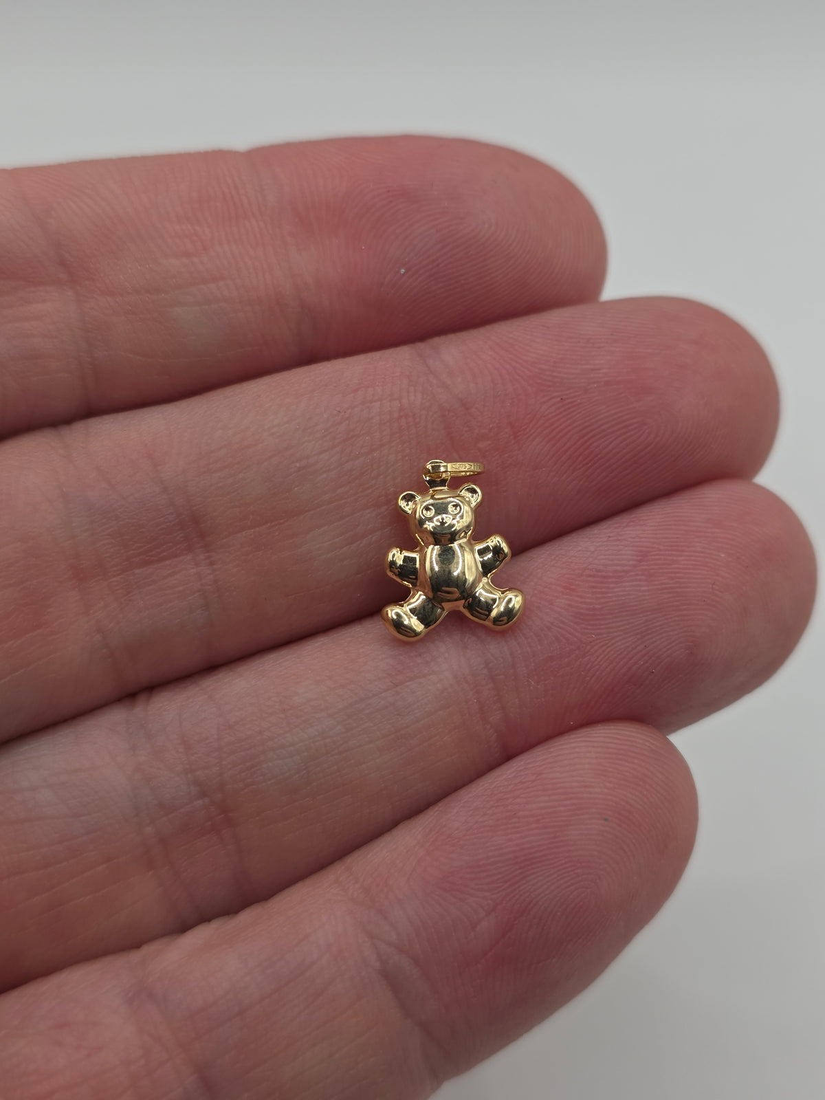 9ct gold bear charm