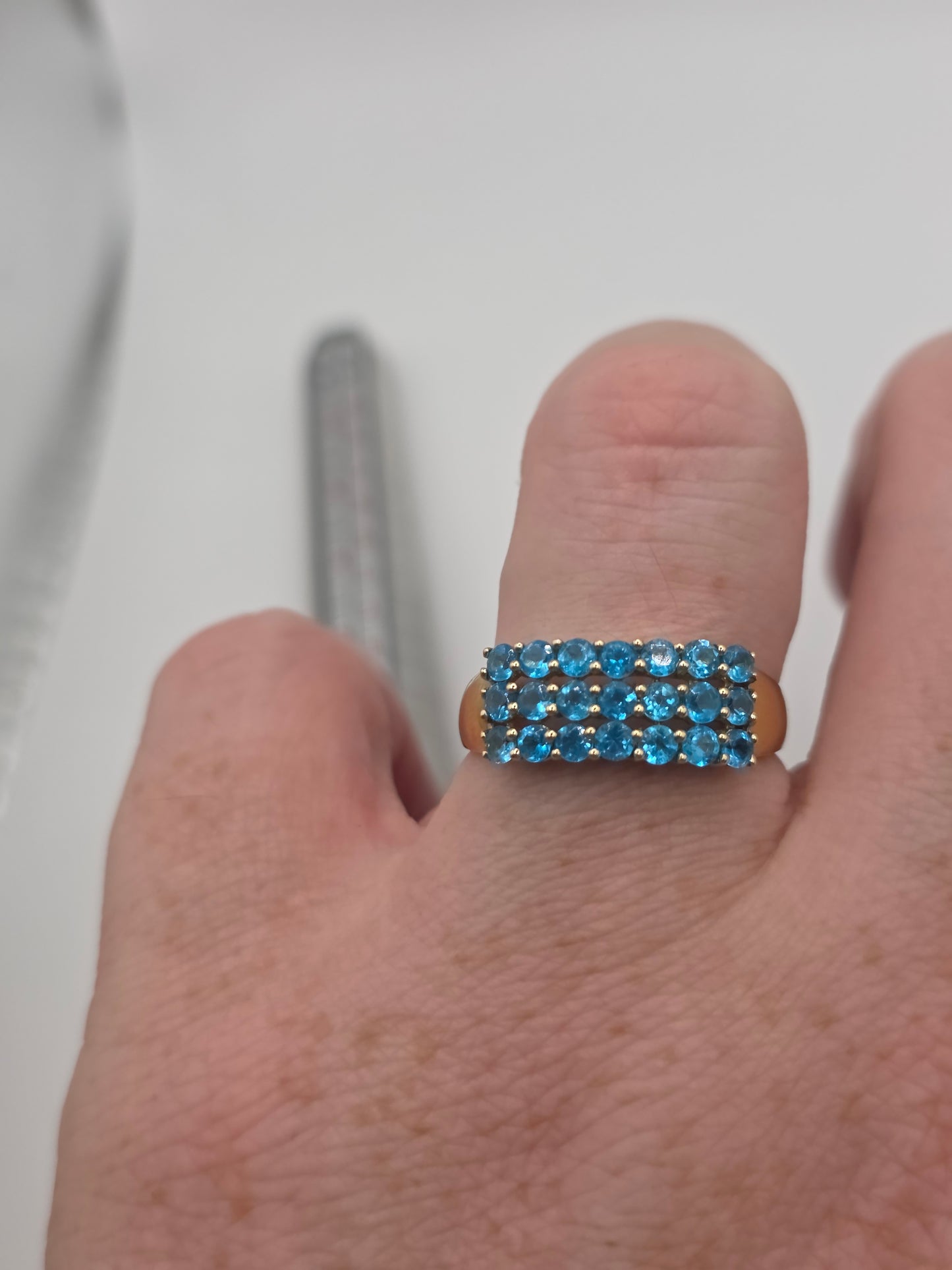 9ct gold blue zircon ring