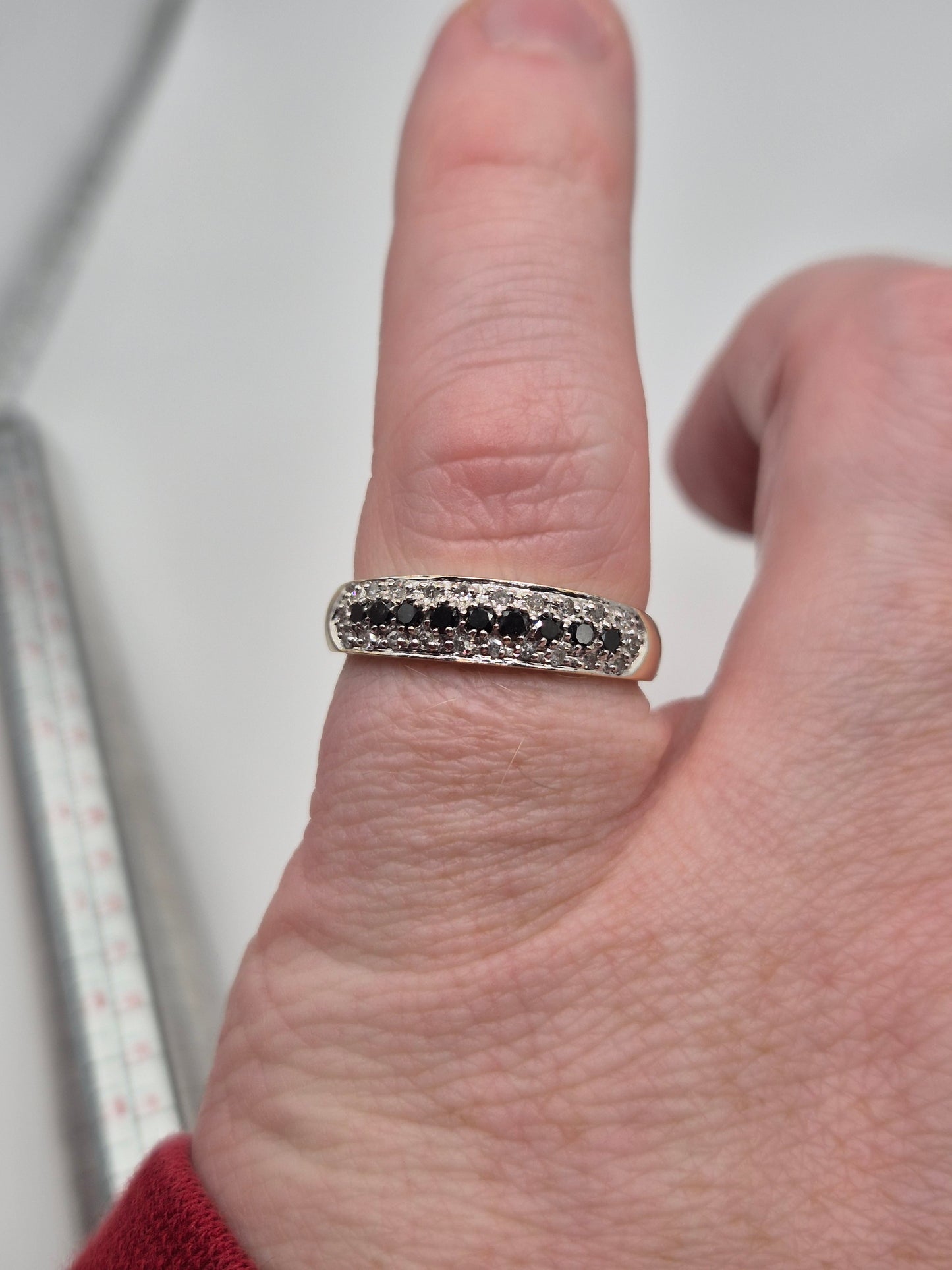 9ct gold diamond cluster ring