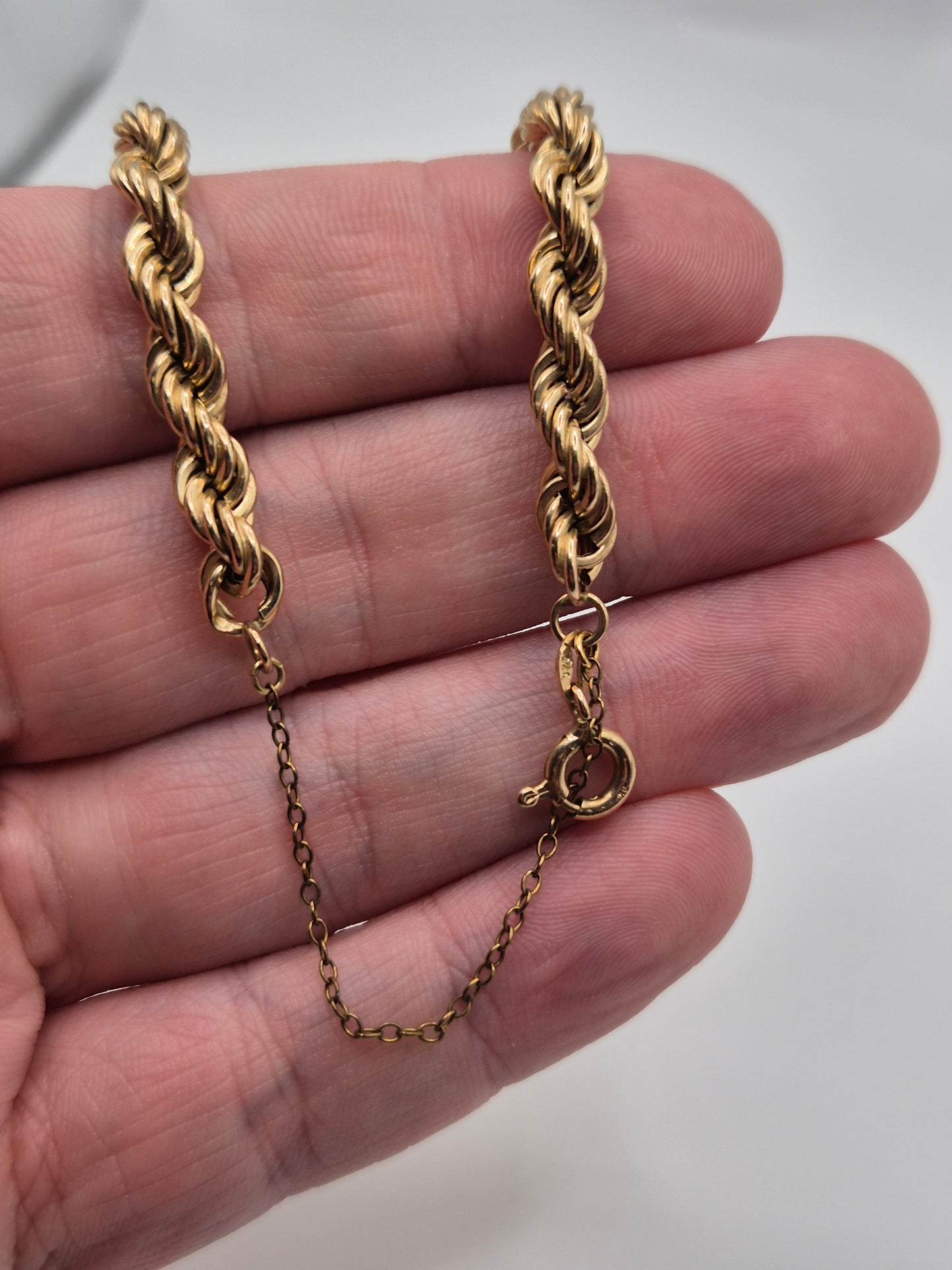 9ct gold rope bracelet (2)