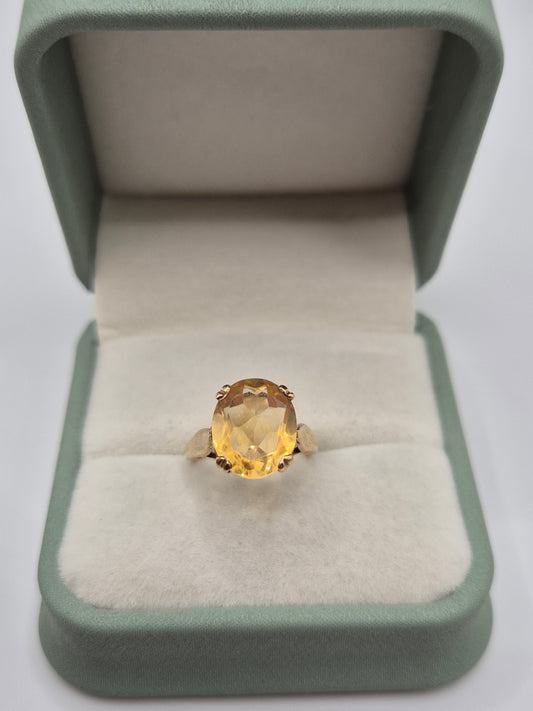 9ct gold citrine ring