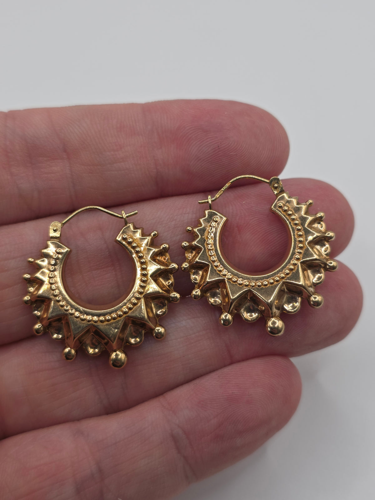 9ct gold spike creole earrings