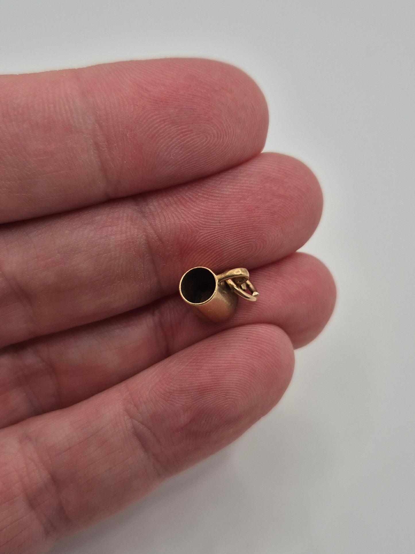9ct gold tankard charm