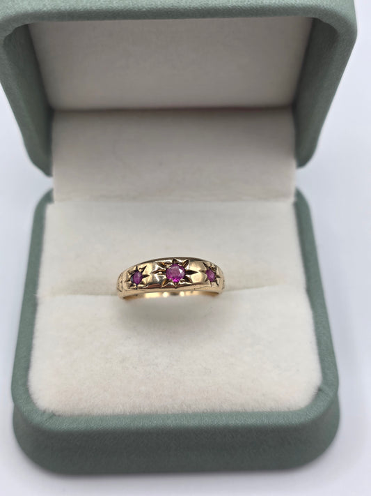 9ct gold ruby star gypsy ring