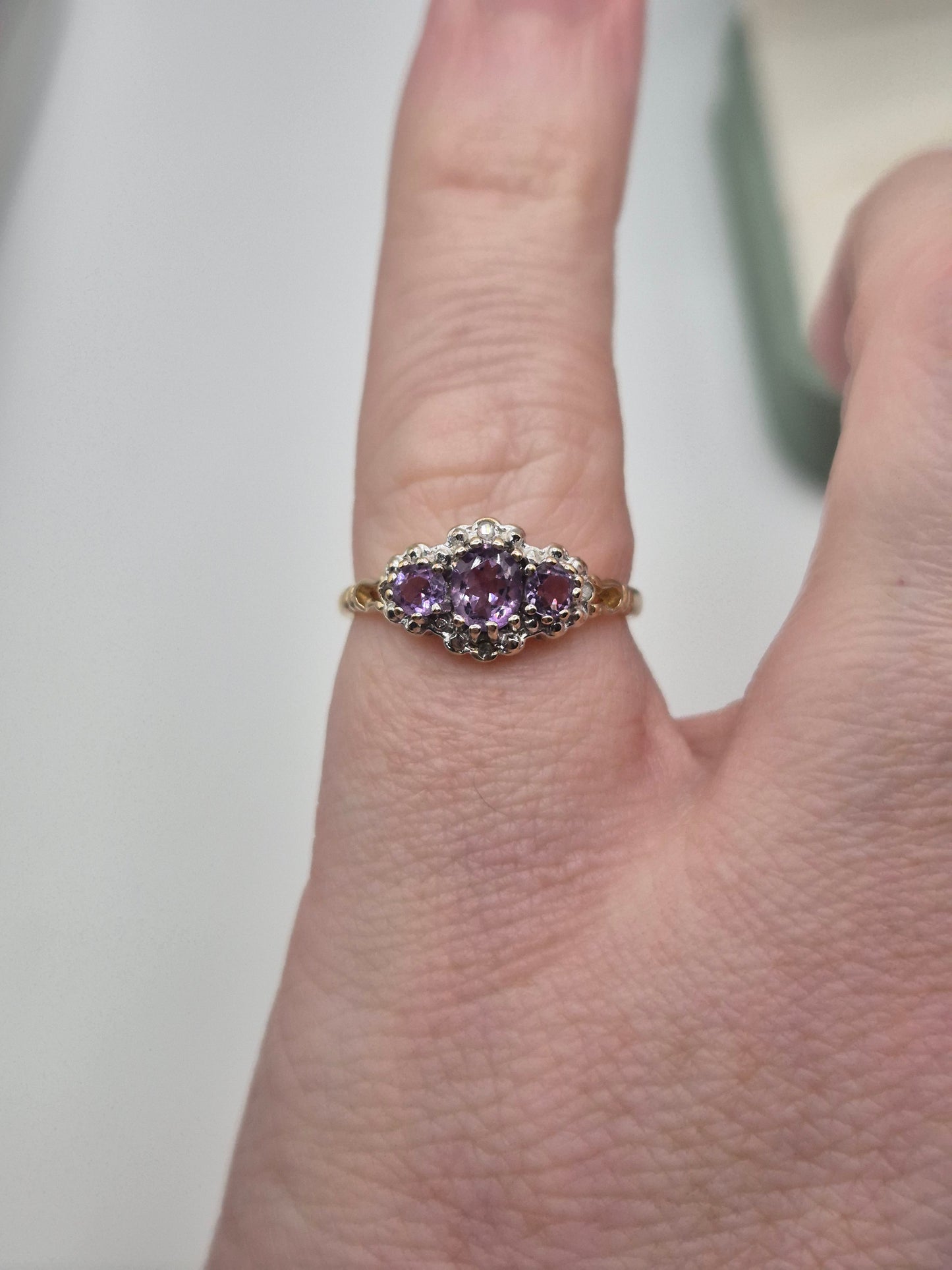 9ct gold amethyst and diamond ring