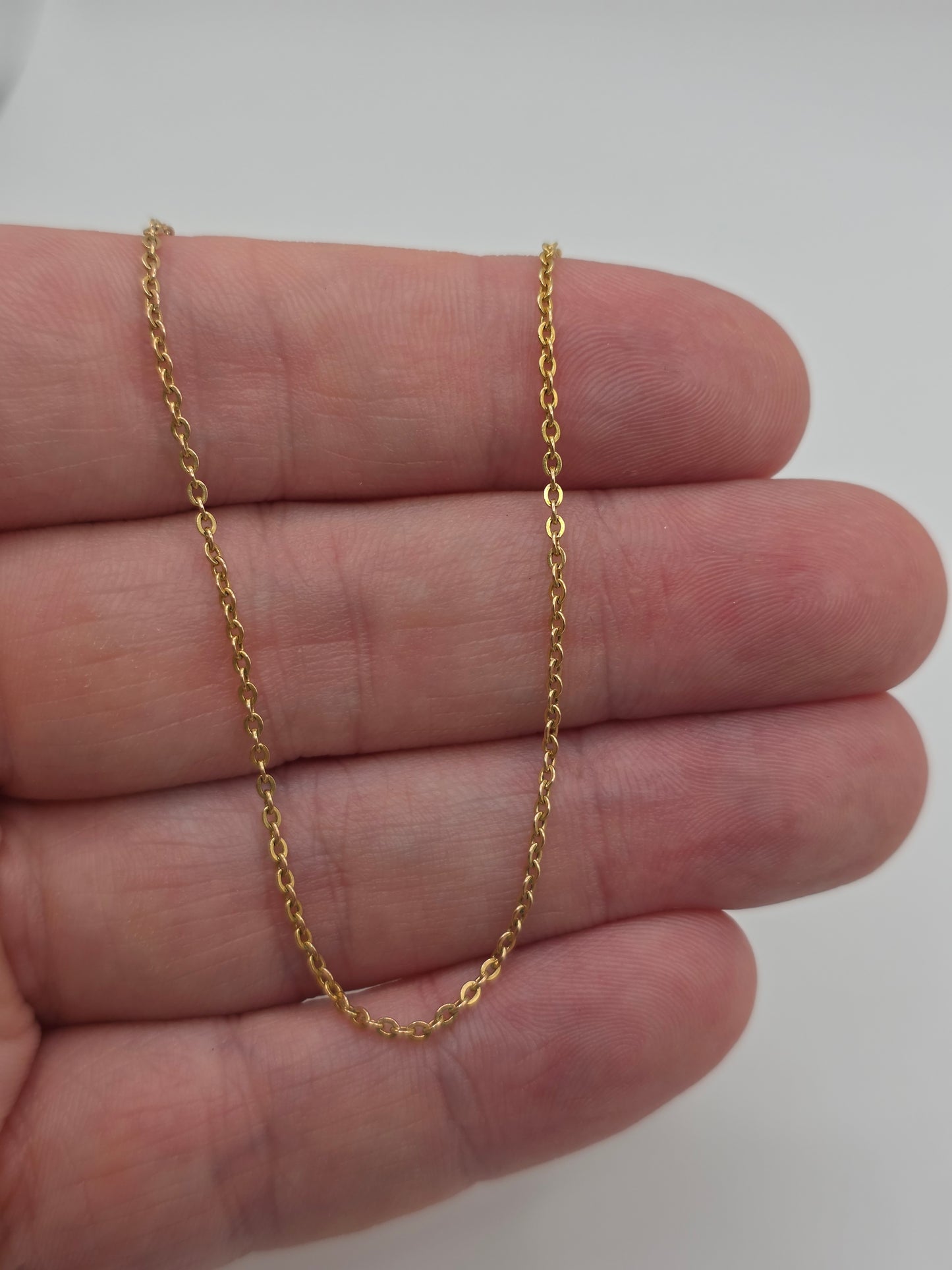 9ct gold chain (109)