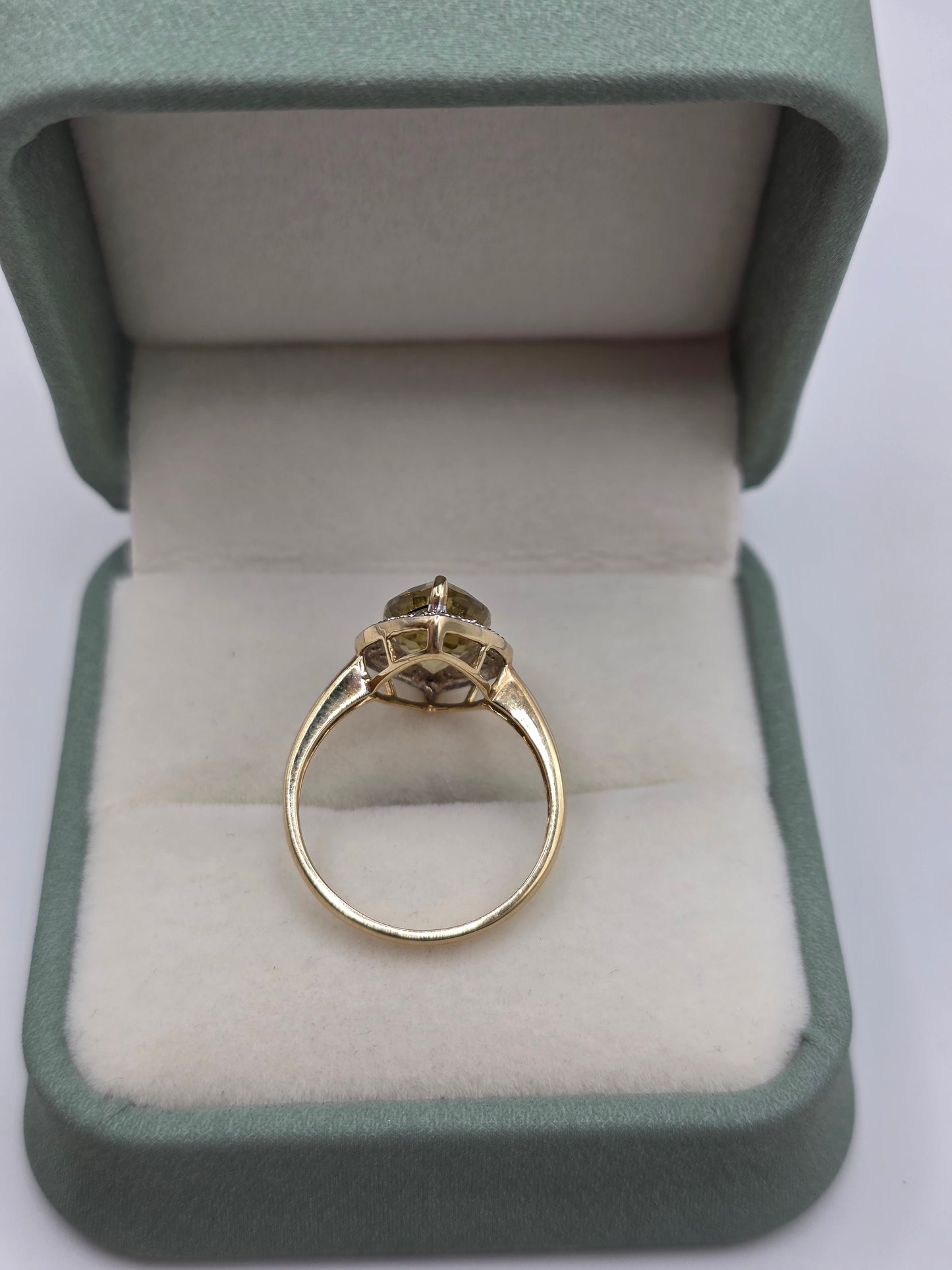 9ct gold citrine and diamond ring