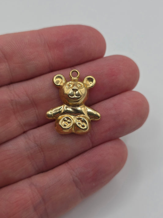 9ct gold bear pendant