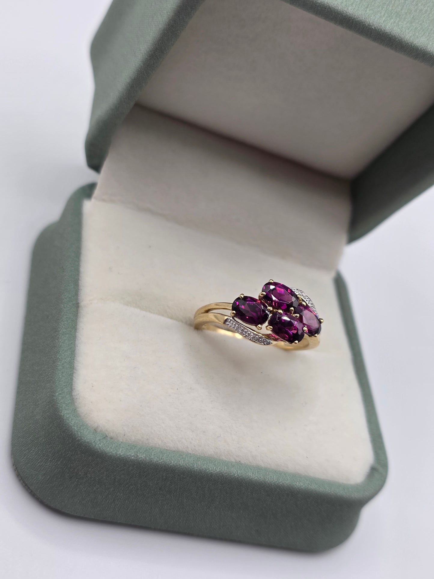 9ct gold tourmaline and diamond ring