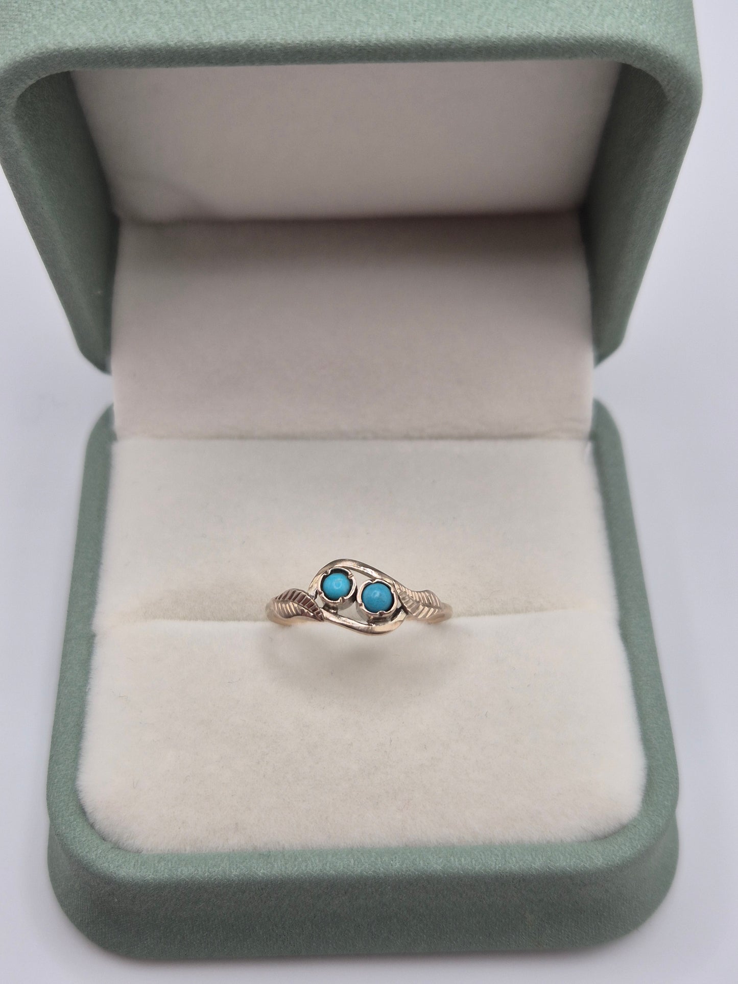 9ct gold turquoise ring