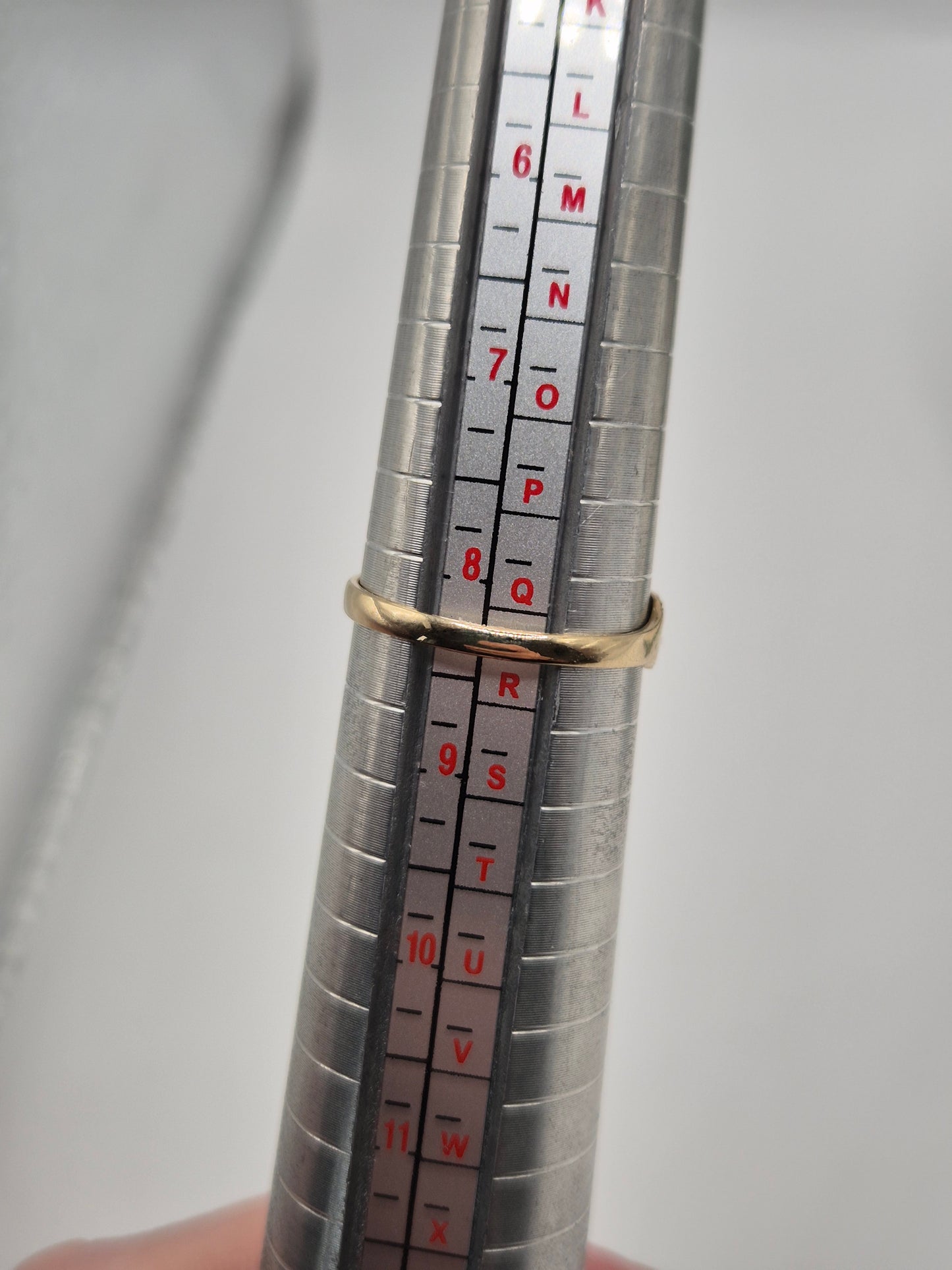 9ct gold sapphire and cz ring