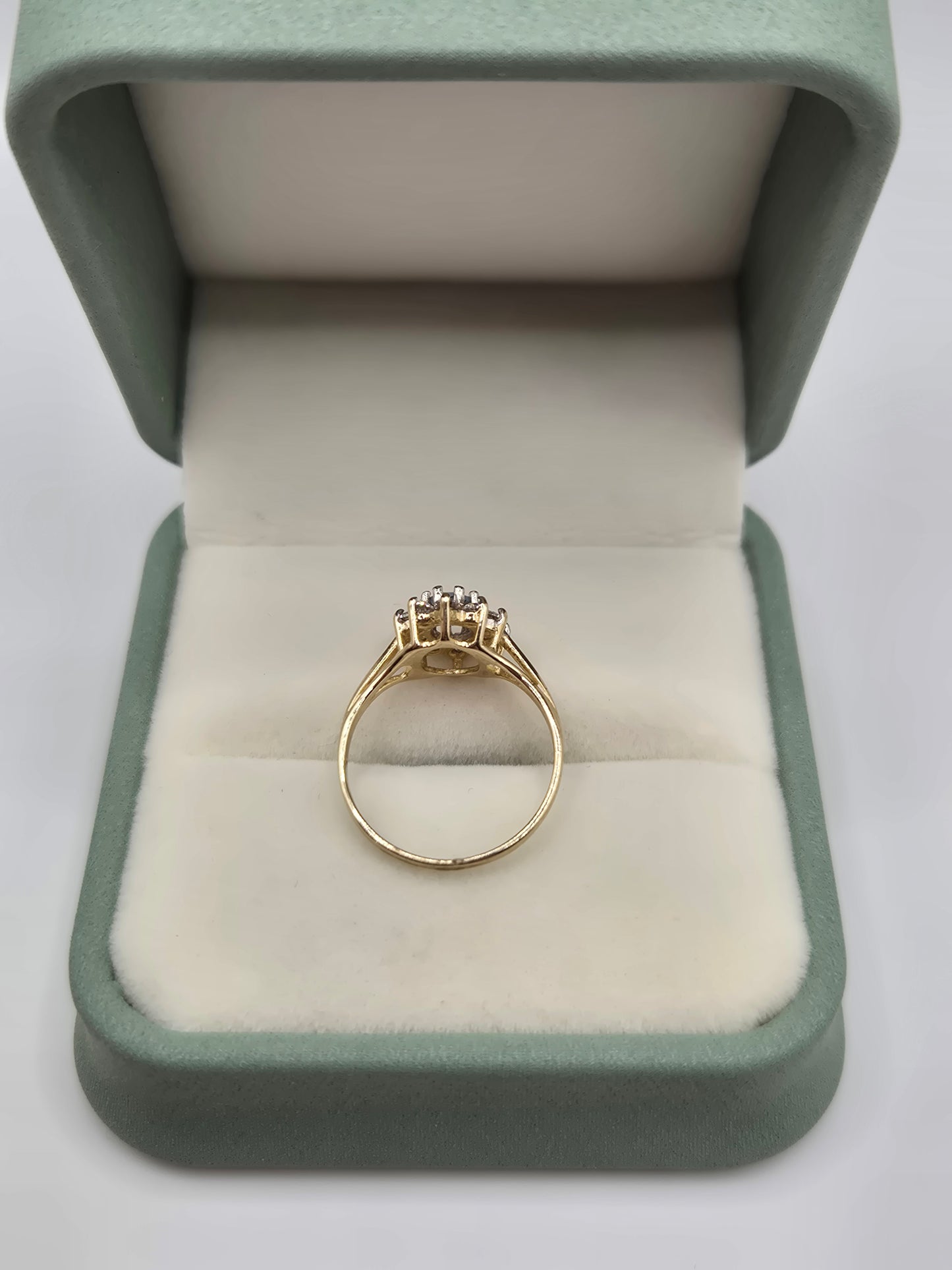 9ct gold topaz and cz ring