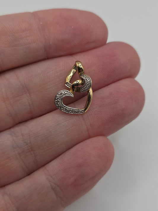 9ct gold diamond heart pendant