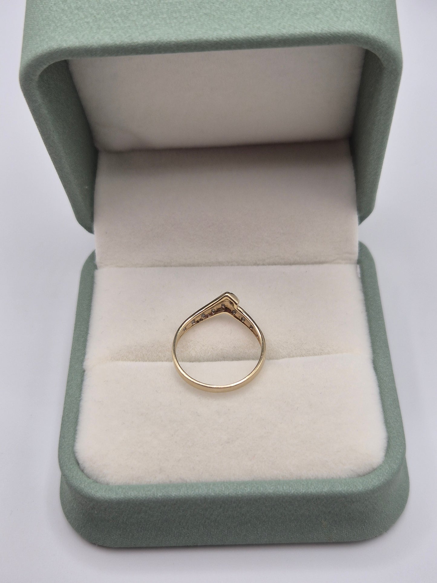 9ct gold diamond wishbone ring
