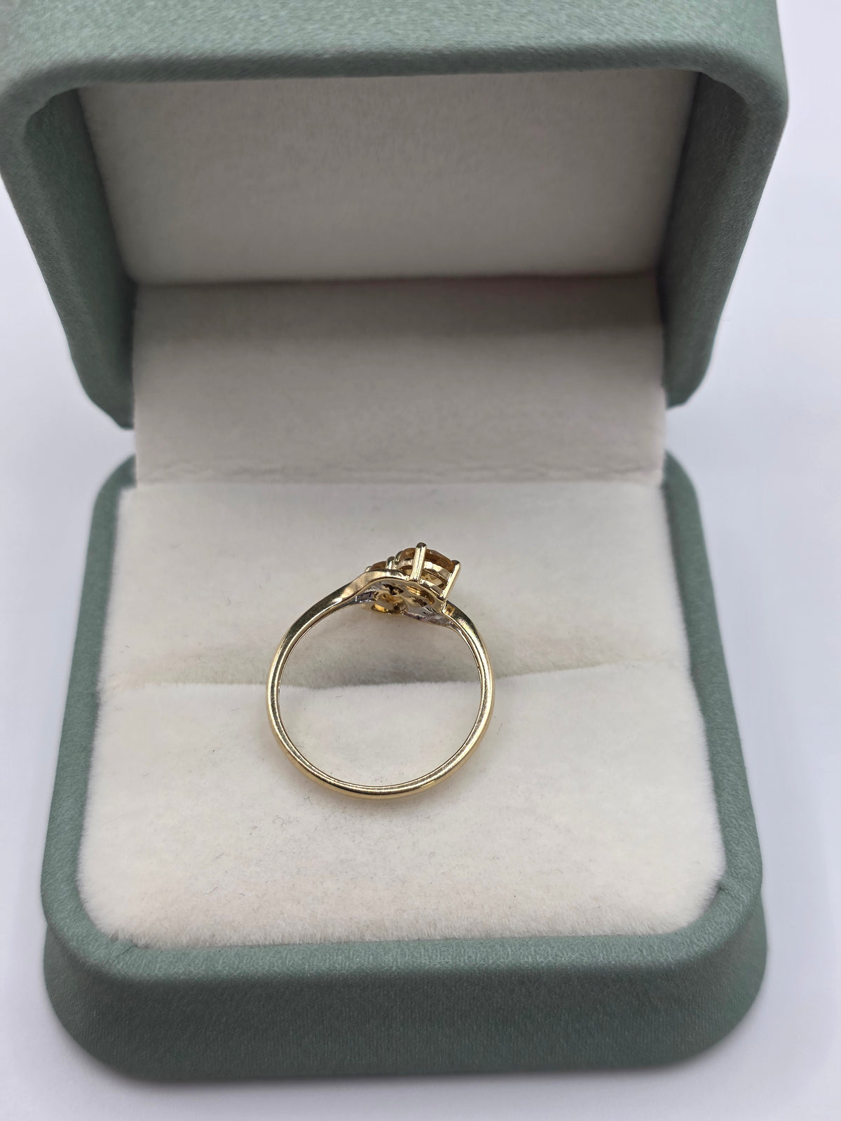9ct gold citrine and diamond ring