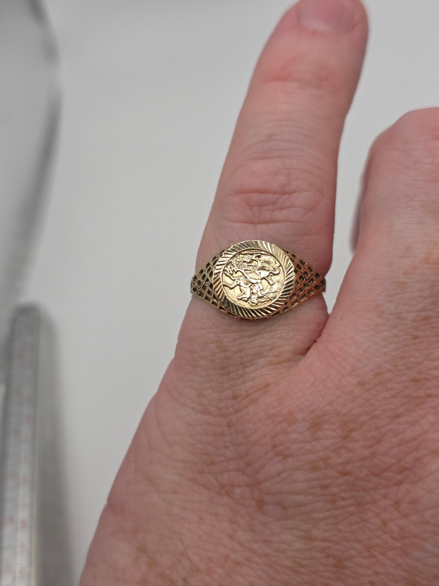 9ct gold st george ring