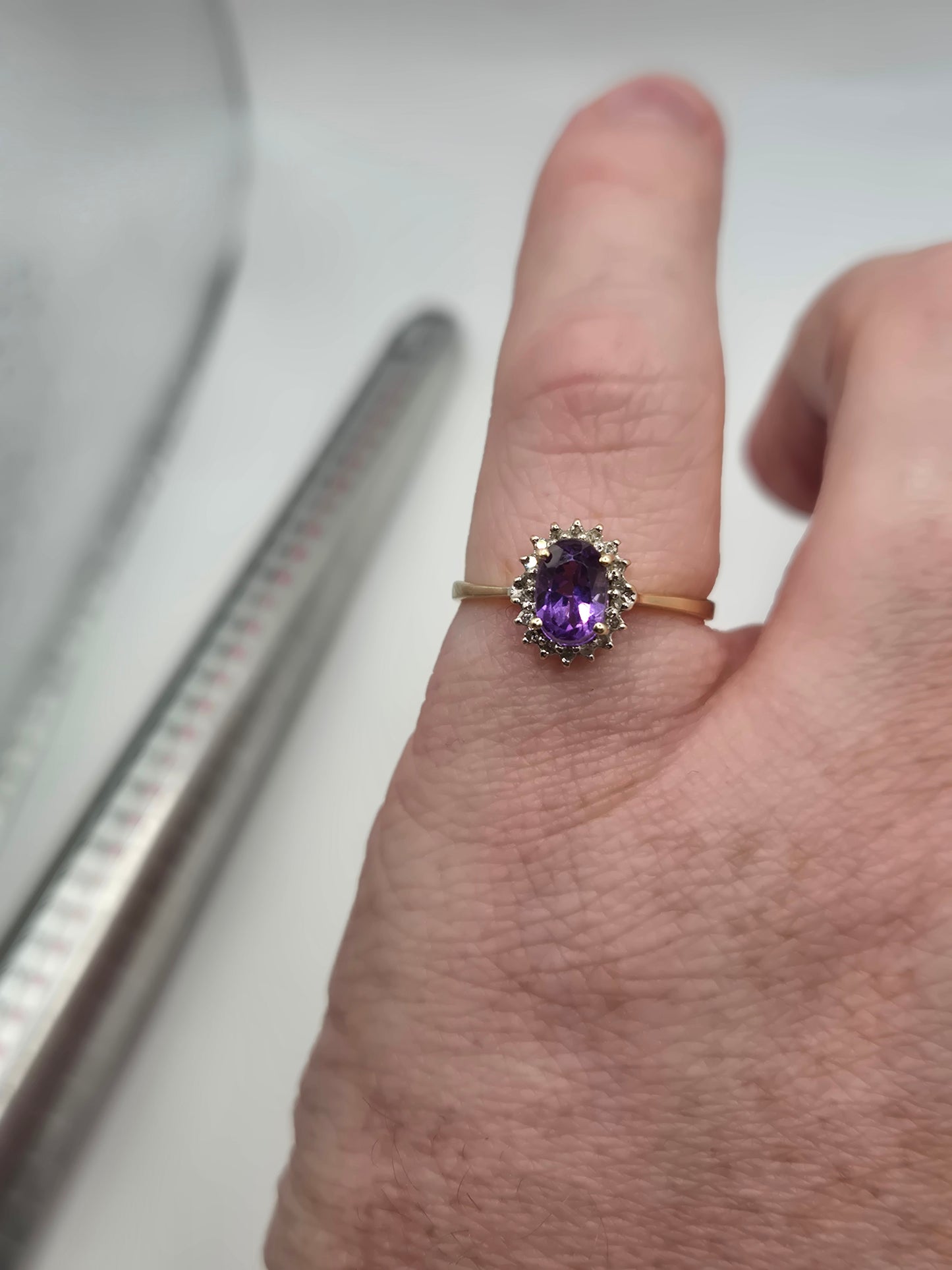 9ct gold amethyst and diamond ring