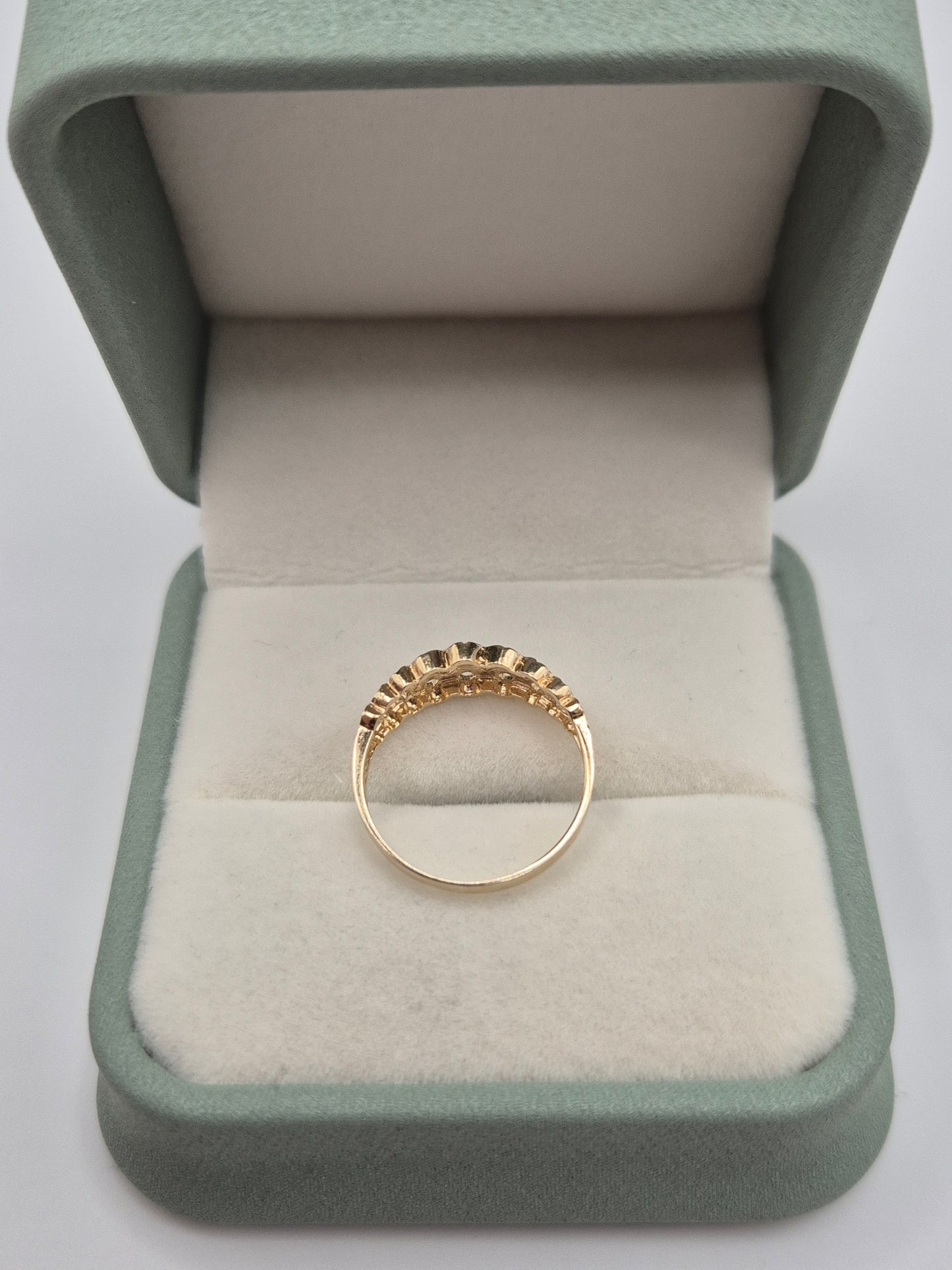 9ct gold ring