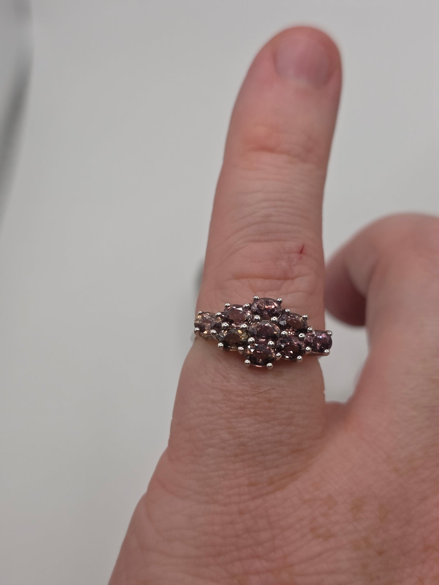 9ct white gold quartz ring